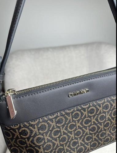 شنطه كالفن كلاين