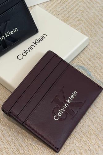 حامل بطاقات كالفن