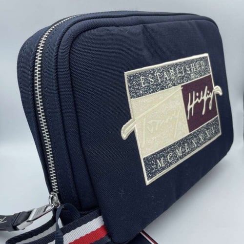 حقيبة يد رجاليه تومي هيلفجر