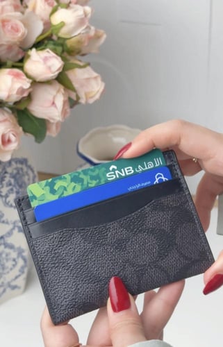 حامل بطاقات رجالي