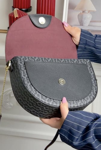 شنطه اقنر اسود ميني