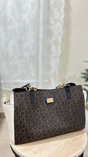 شنطه كالفن كلاين