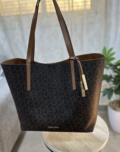 شنطه كالفن كلاين