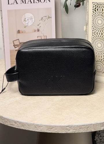 شنطه كالفن كلاين