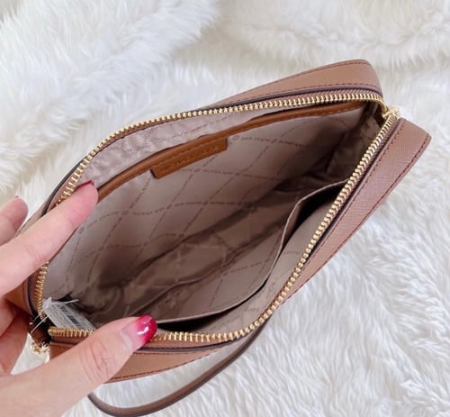 شنطه مايكل كورس