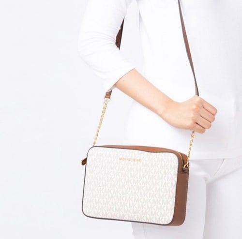 شنطه مايكل كورس