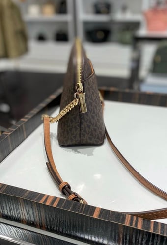 شنطه مايكل كورس