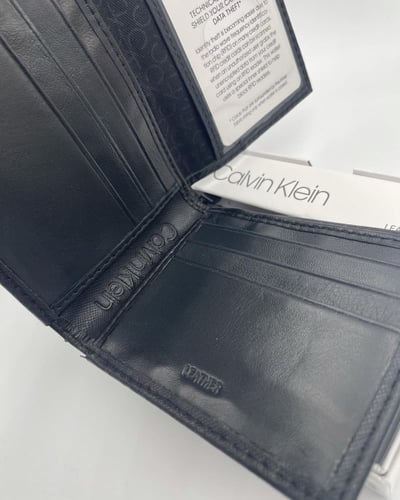 محفظه كالفن كلاين