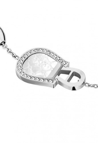 اسوره اقنر فضي