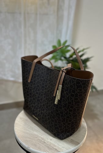 شنطه كالفن كلاين