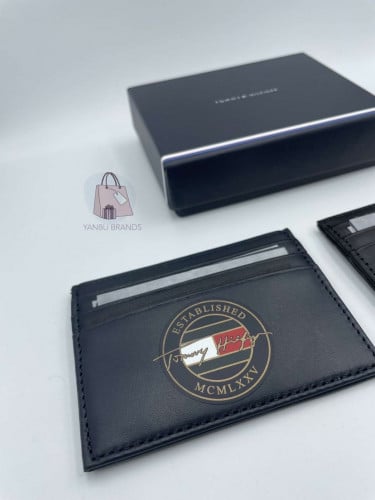 حامل بطاقات تومي هيلفجر