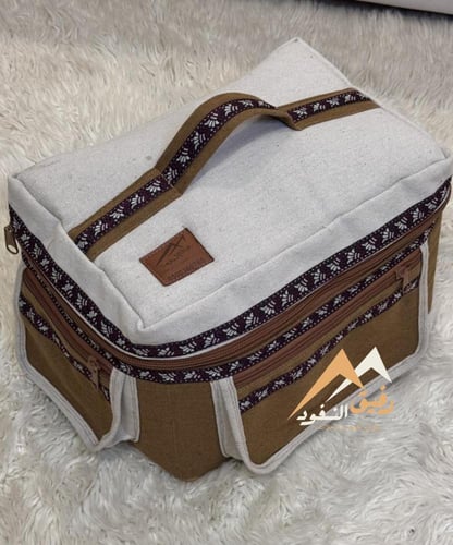 عزبة مطرزة شكل حصري