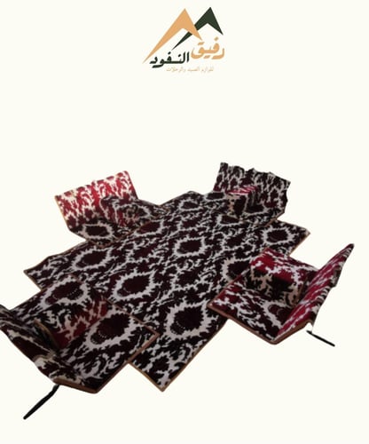 طقم الجلسة 8 اشخاص (ابو طير عنابي )