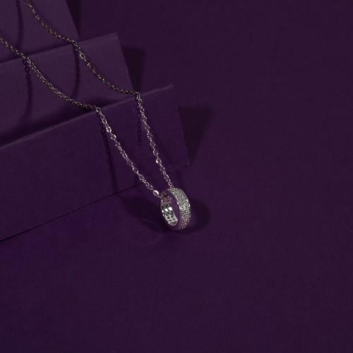 قلادة ستانلس ستيل فضي - فصوص زركون