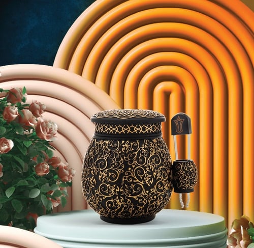 بخور عود منقوع ملكي