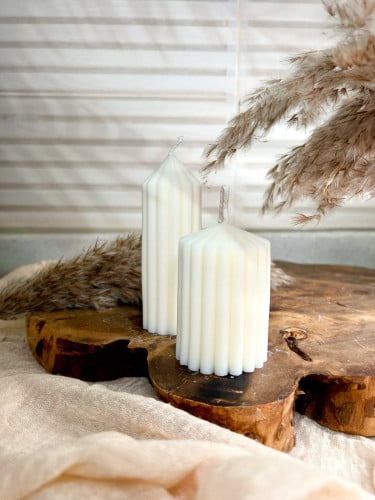 شمعتين العمود صغير ة