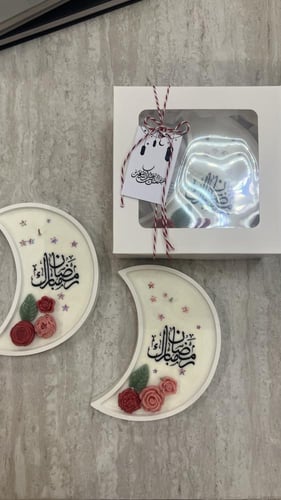 شمعة الهلال مع بوكس