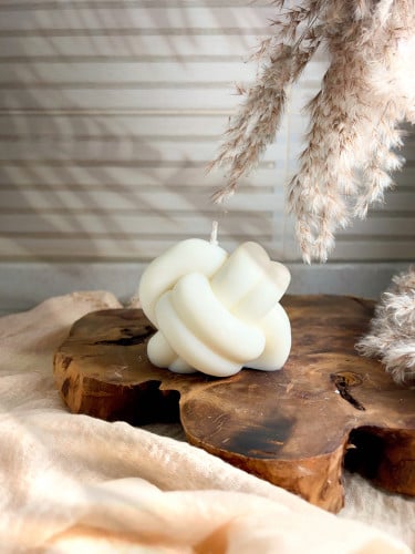 شمعة العقدة وسط