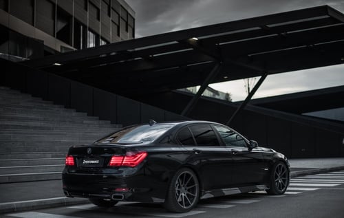 نيكل شكمان يسار بي ام دبليو BMW F01