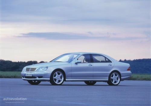 رفرف يسار مستعمل مرسيدس 220