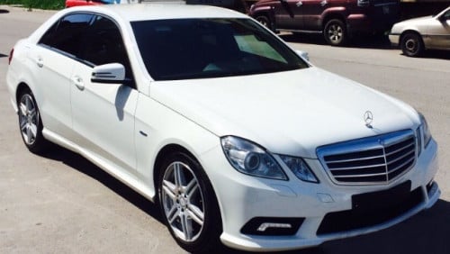 شبك نور الضباب يسار تجاري مرسيدس 212 رقم 212885175...