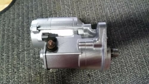 سلف بنتلي 1996-1999 مستعمل رقم UE73026