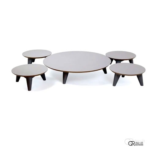 مجلس عربي دائري مشطوف