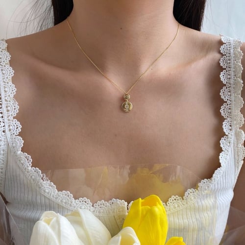 قلادة Robot من احجار الـCZ و الفضة المطلية بالذهب