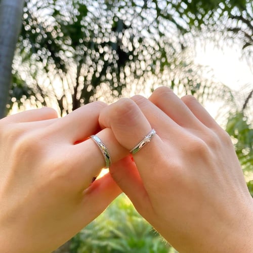 دبله توينز سوفت من احجار الـ CZ الفضة المطلية بالر...