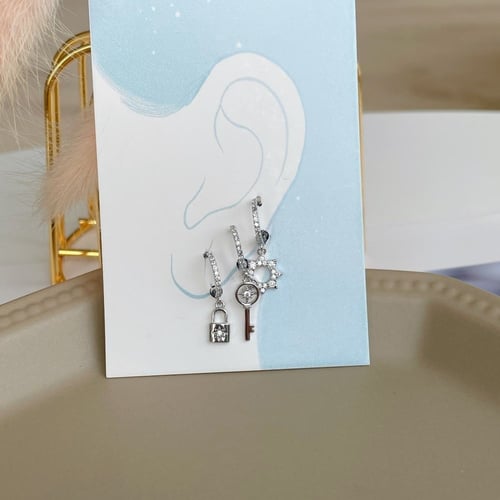 طقم حلق مفتاح و قفل من احجار الـCZ