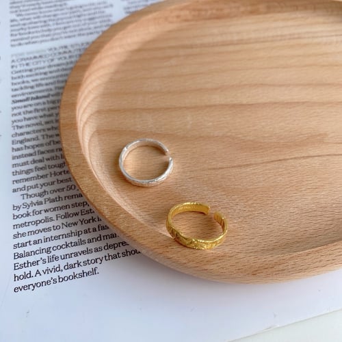 خاتم سطح القمر من الفضة المطلية بالذهب