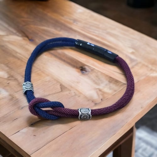 اساور رجالي خيوط عنابي و أزرق