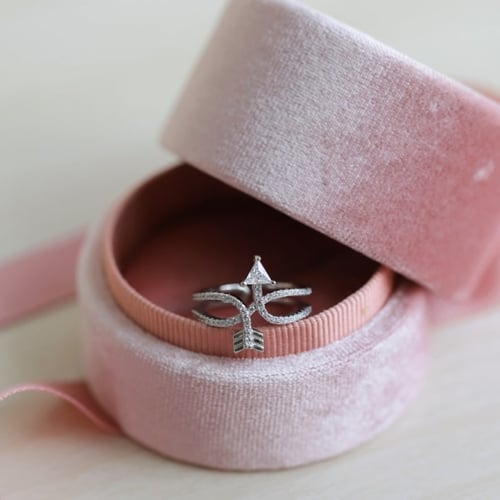 خاتم سهم ثنائي من احجار الـ CZ والفضة