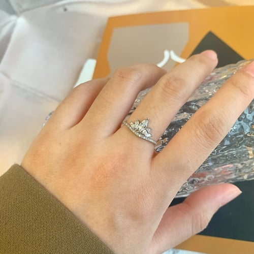 خاتم تاج من احجار الـ CZ والفضة