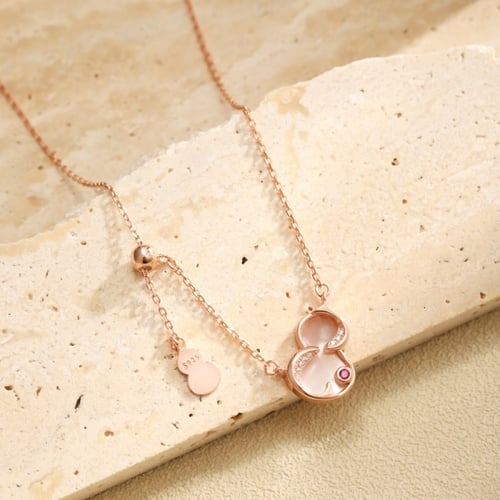 قلادة سباركلينج بالصدف و الCZ روزي