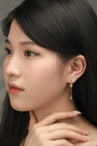 حلق ستار لونج من احجار الـ CZ والفضة المطلية بالذه...