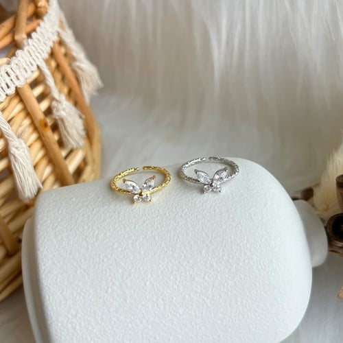 خاتم فراشة الCZ من الفضة المطلية بالروديوم