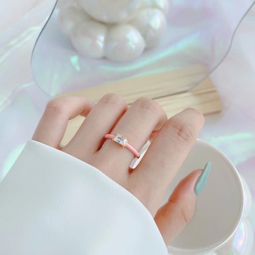 خاتم ماربيلا من المينا الزهري والفضة المطلية بالذه...