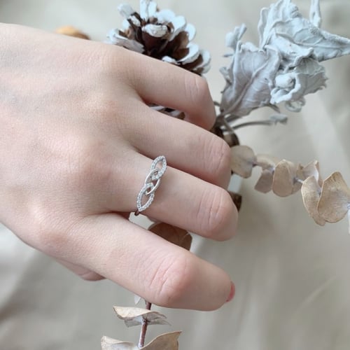 خاتم أودي من احجار الـ CZ والفضة