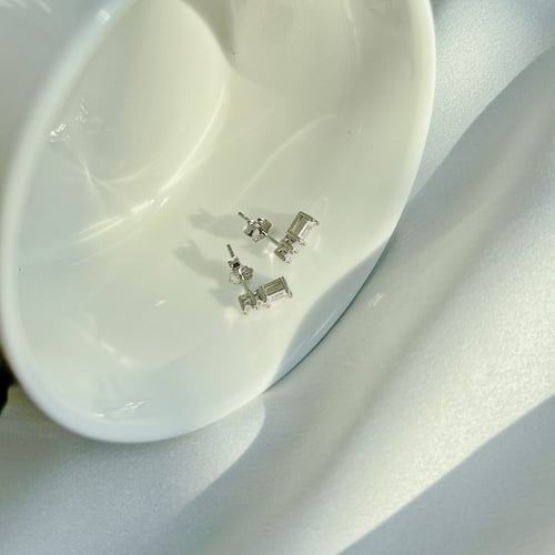 حلق ايفيل من الفضه المطلية بالروديوم