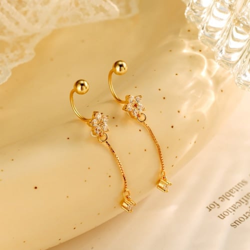 حلق ستار لونج من احجار الـ CZ والفضة المطلية بالذه...