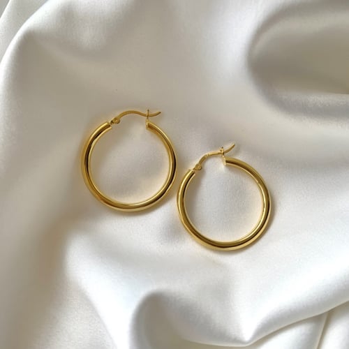 حلق كلاسيك من الفضة المطلية بالذهب