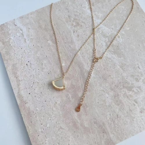 قلادة دريم من الفضة المطلية بالذهب