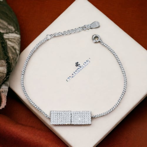 اسوارة مربعة بأحجار الCZ