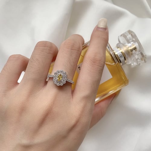 خاتم توليب من احجار الـ CZ والفضة Gold