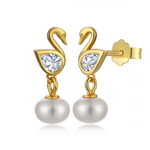 حلق البجعة من اللؤلؤ والفضة المطلية بالذهب