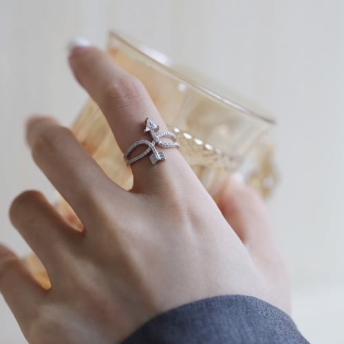 خاتم سهم ثنائي من احجار الـ CZ والفضة