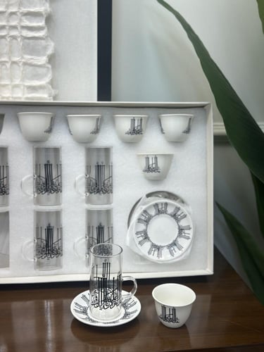 طقم كاسات وفناجيل حروف عربية