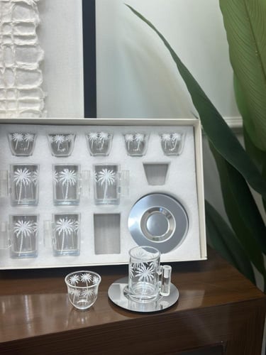 طقم كاسات وفناجيل راقيه