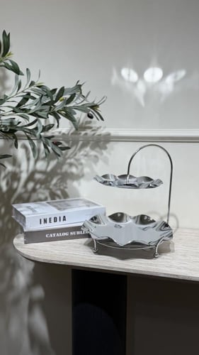 صحن تقديم فضي